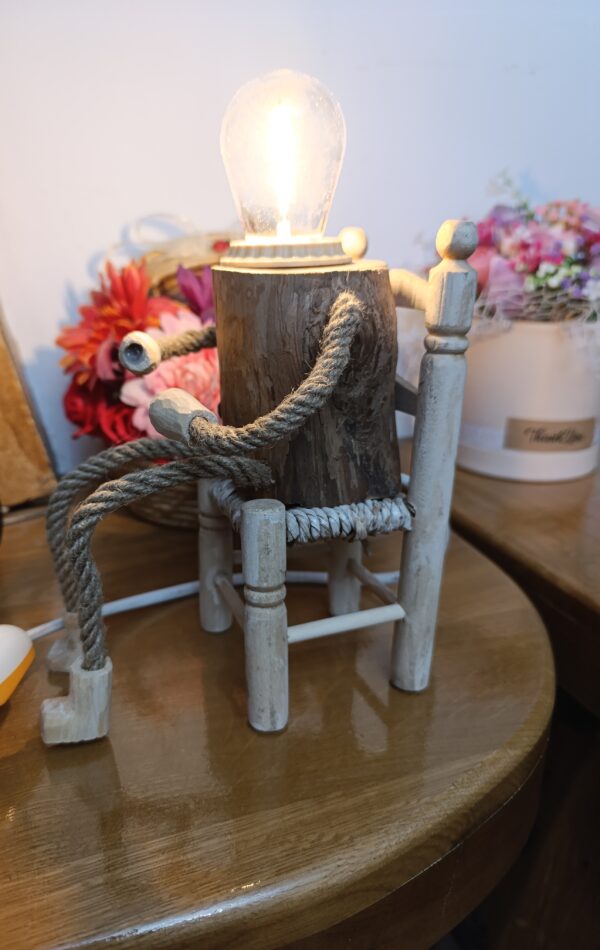 Lampă rustică din lemn-Gânditorul - imagine 2