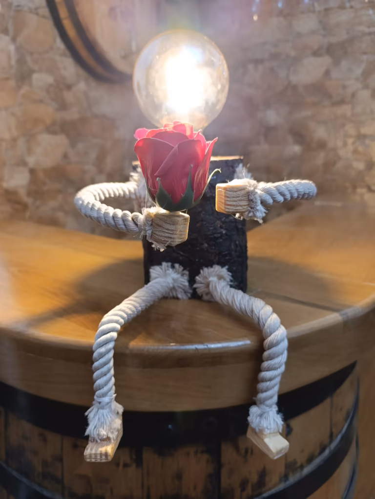 Lampă rustică din lemn-Jitu